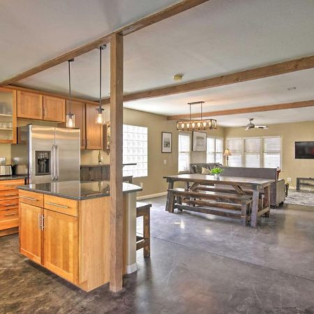 Central Phoenix Cottage With Private Yard! Esterno foto
