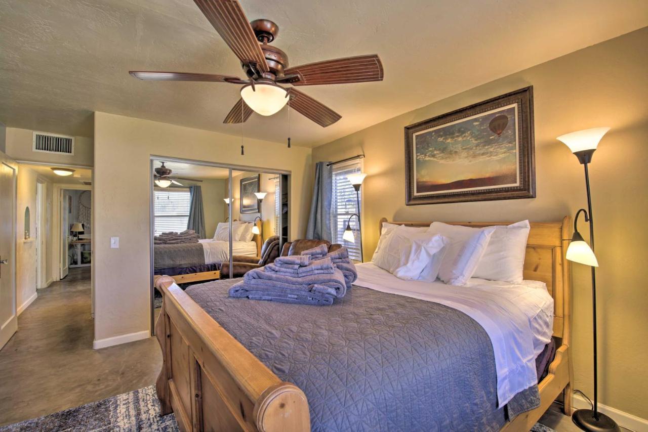 Central Phoenix Cottage With Private Yard! Esterno foto
